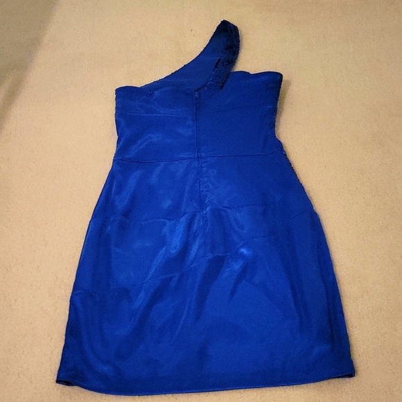 Blue one shoulder party dress - Picture 2 of 2